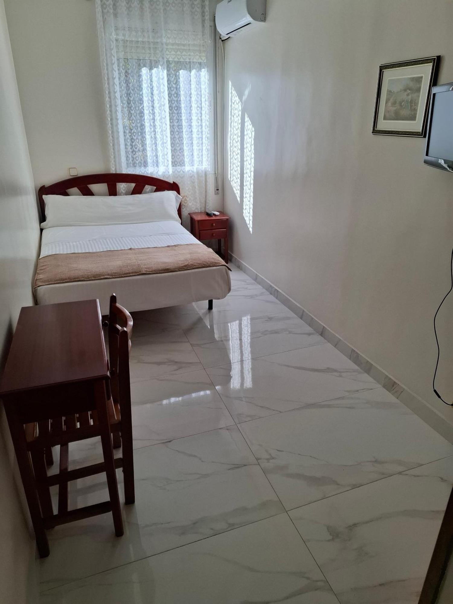 Hostal Villamanez Мадрид Экстерьер фото