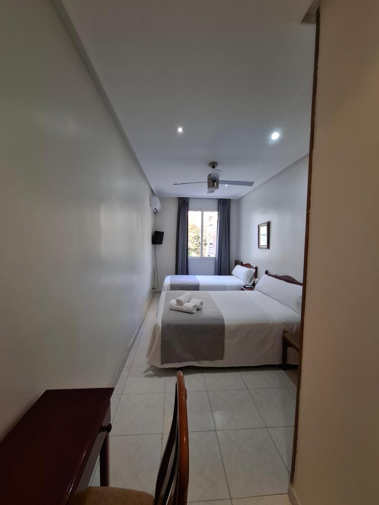 Hostal Villamanez Мадрид Экстерьер фото